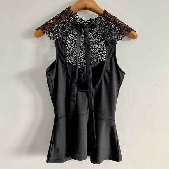 Oboe Black Crochet Peplum Top Size Medium - Picture 3 of 4